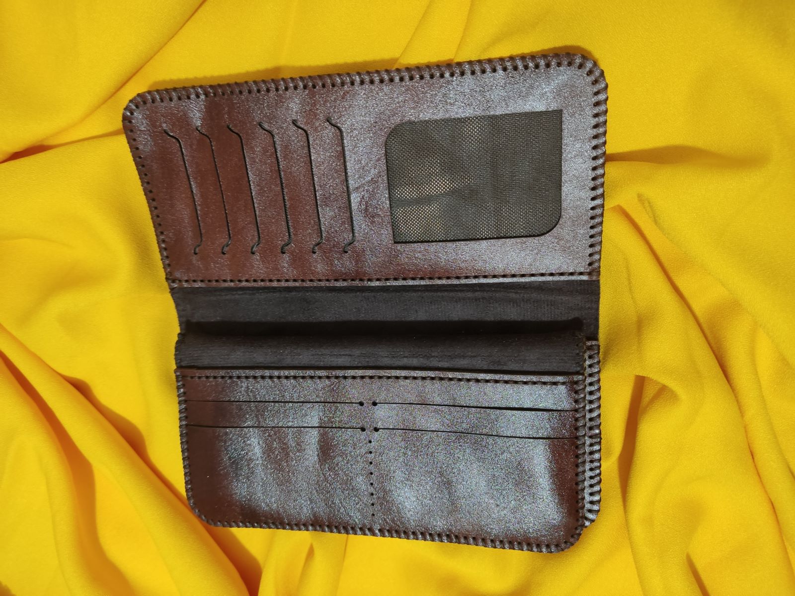 کیف پولی مردانه از چرم طبیعی